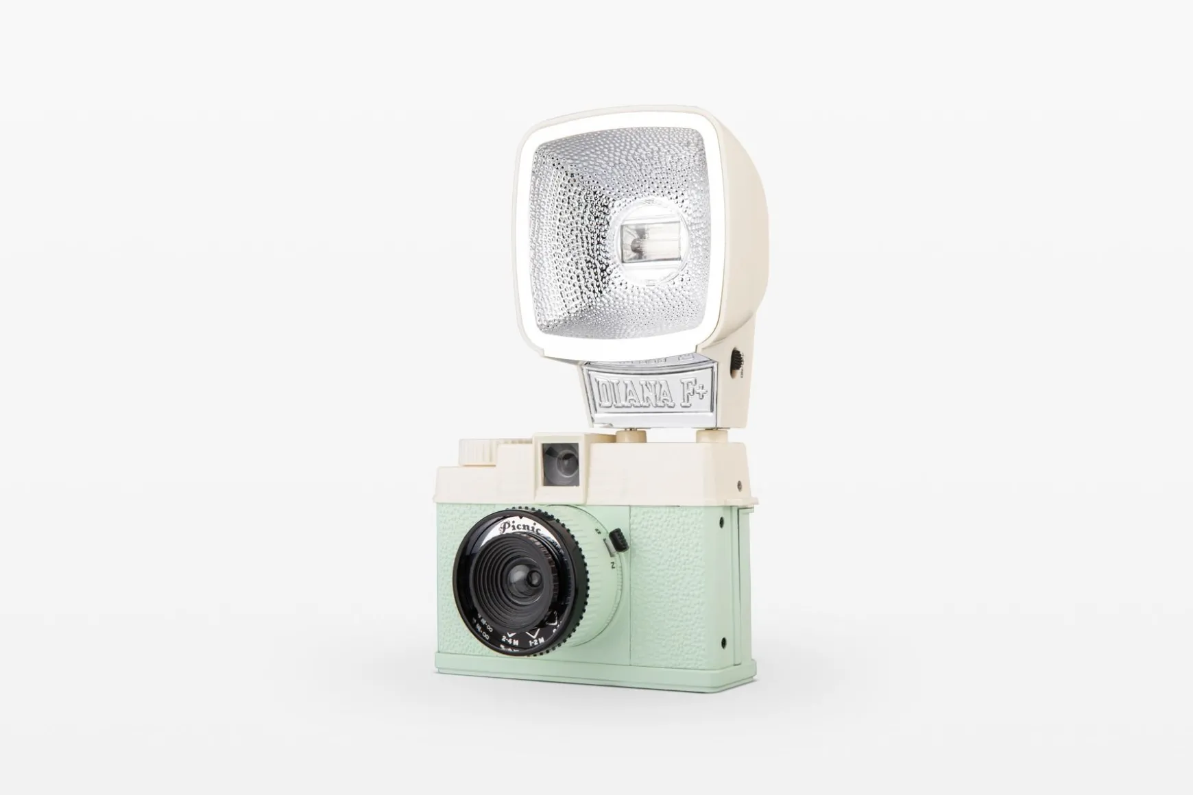 Lomography Experimental>Half-frame Lomourette Picnic Edition